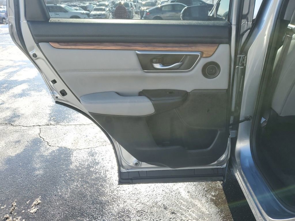 Used 2022 Honda CR-V Touring image 25