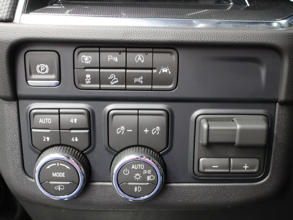 Used 2026 Chevrolet Tahoe RST w/ RST Capability Package AWD/4WD image 63