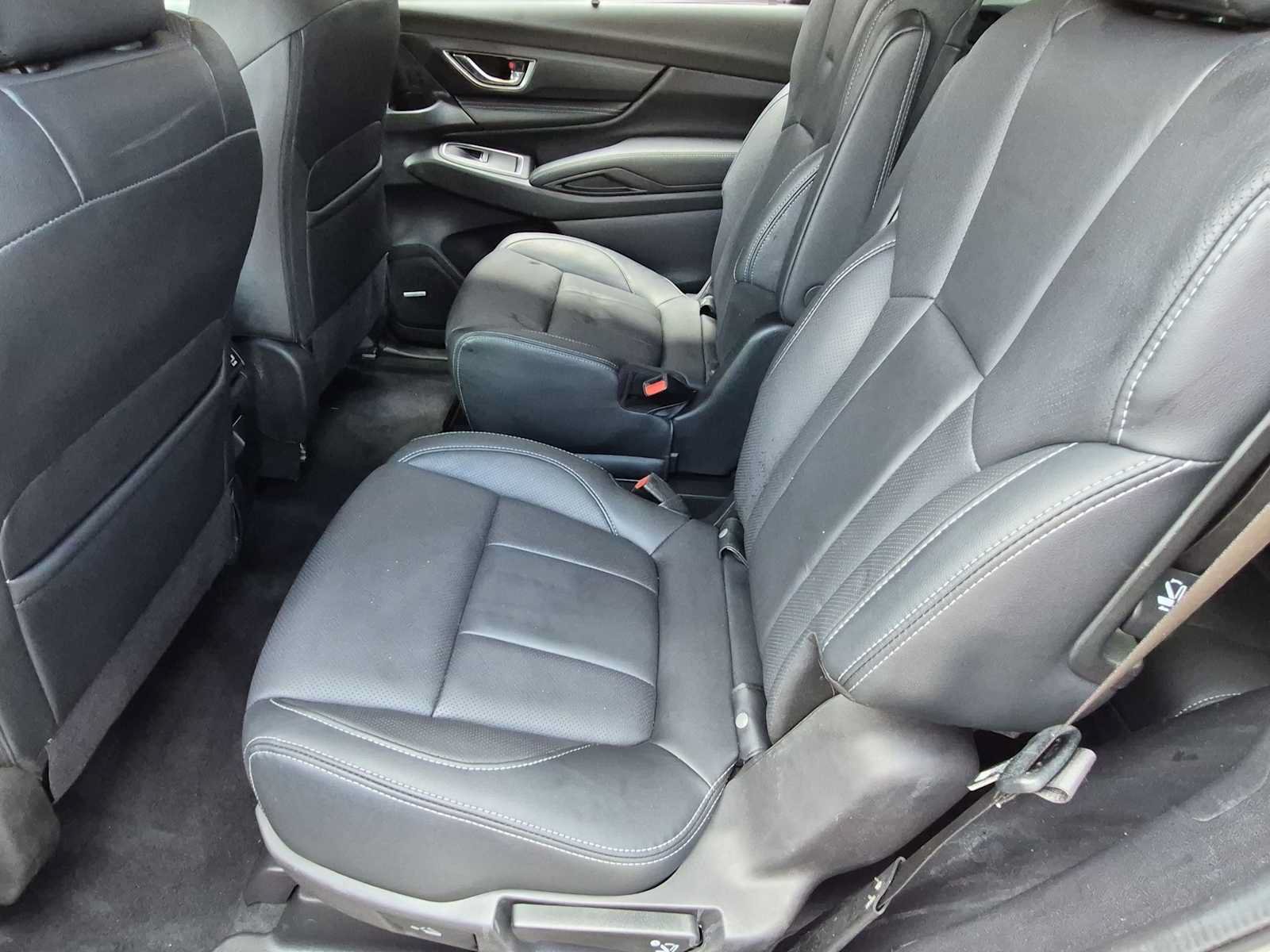 Used 2023 Subaru Ascent Limited w/ Technology Package AWD/4WD image 19