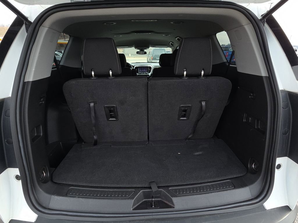 Used 2023 GMC Acadia SLE image 33