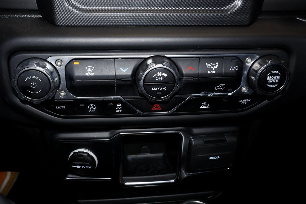 Used 2023 Jeep Wrangler Sport image 28