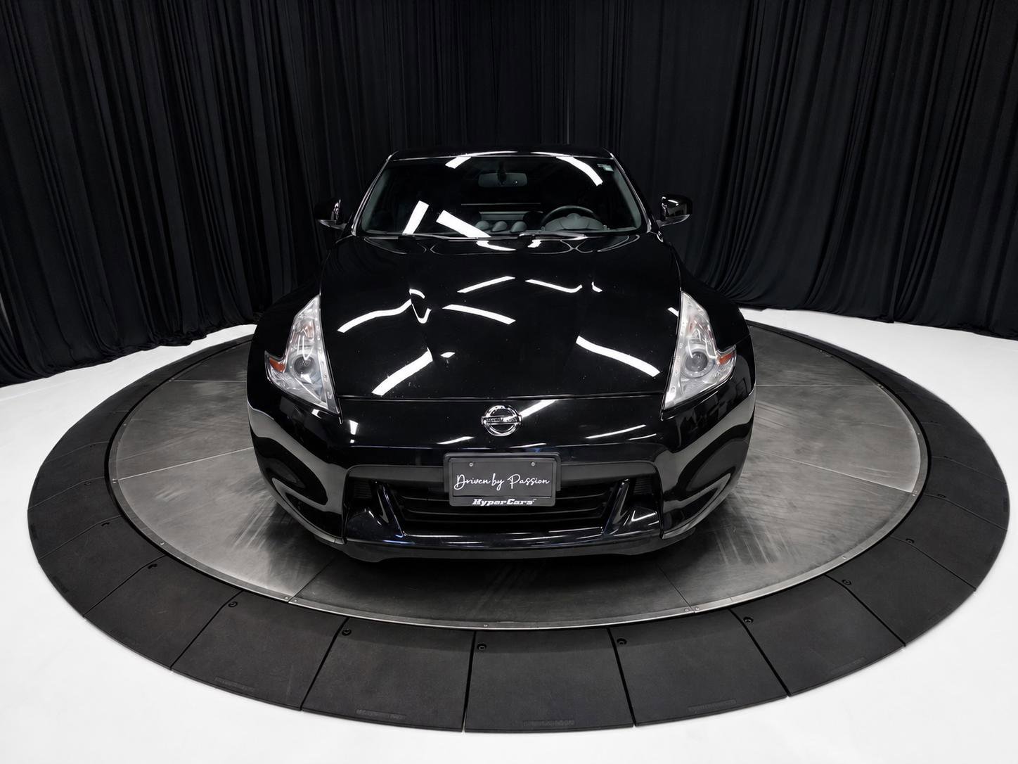 Used 2009 Nissan 370Z Touring w/ Sport Pkg RWD image 17