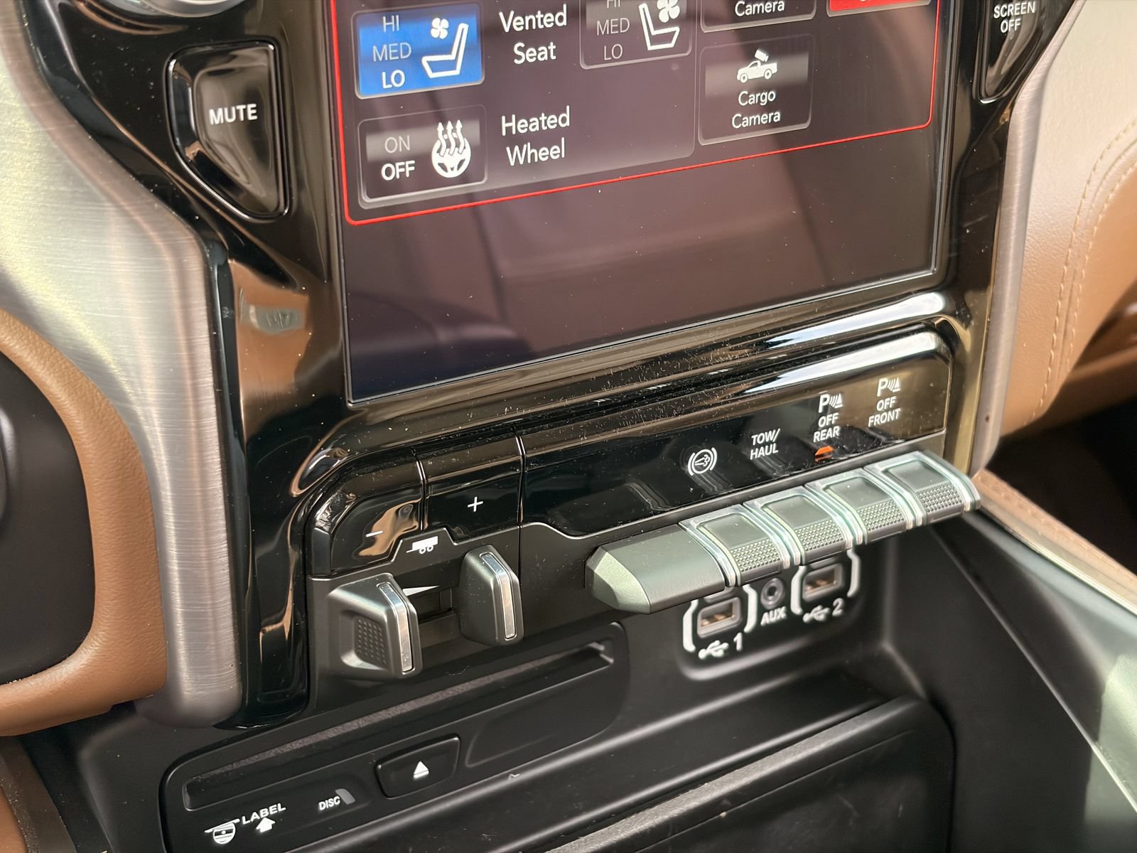 Used 2019 RAM 2500 Limited AWD/4WD image 31