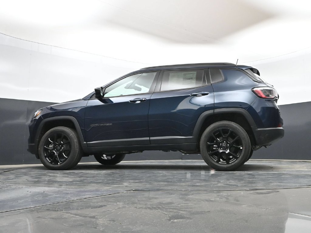 New 2026 Jeep Compass Latitude AWD/4WD image 47