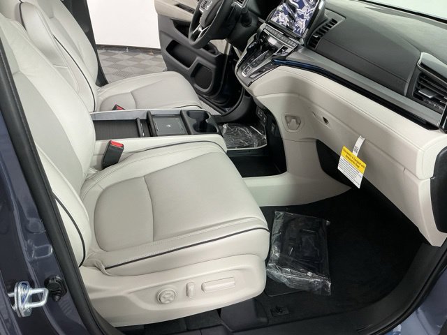 New 2027 Honda Odyssey Touring image 14