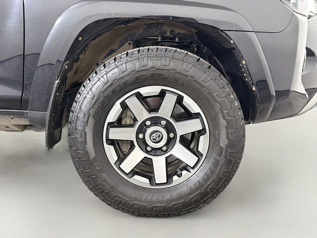 Used 2020 Toyota 4Runner TRD Off-Road image 31