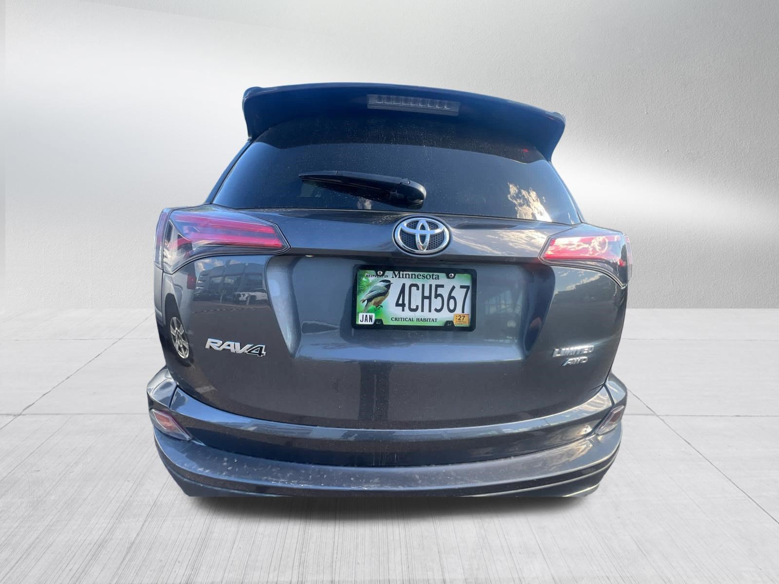 Used 2017 Toyota RAV4 Limited w/ Carpet Mat Package AWD/4WD image 6