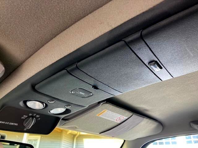 Used 1998 GMC Yukon SLT w/ Marketing Opt Pkg 5 image 26