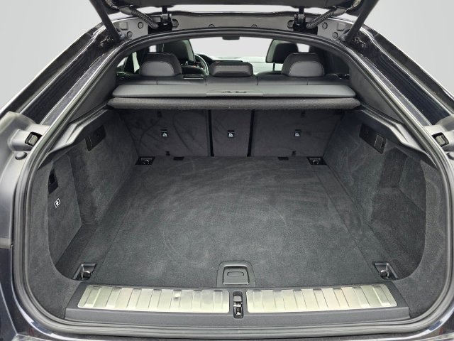 Used 2022 BMW X6 xDrive40i AWD/4WD image 17