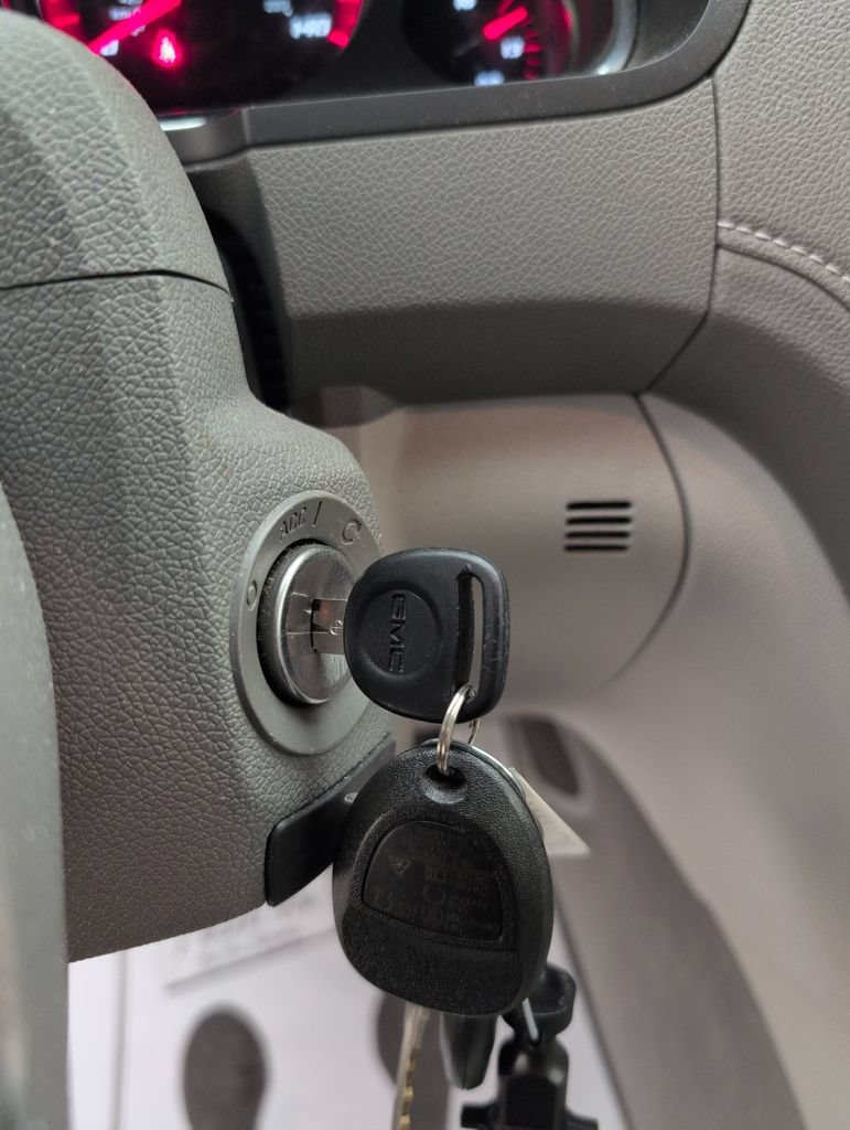 Used 2015 GMC Acadia SLT FWD image 41