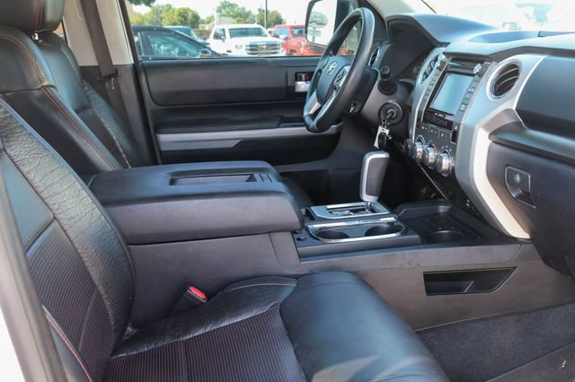Used 2019 Toyota Tundra SR5 w/ SR5 Upgrade Package AWD/4WD image 19