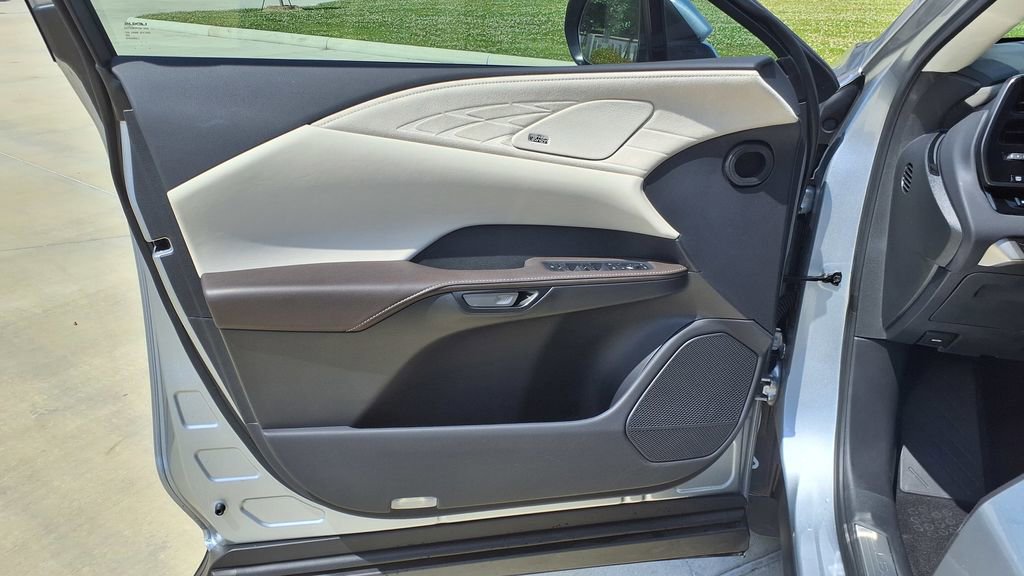 Used 2023 Lexus RX 350 FWD w/ Accessory Package (Z1) image 13