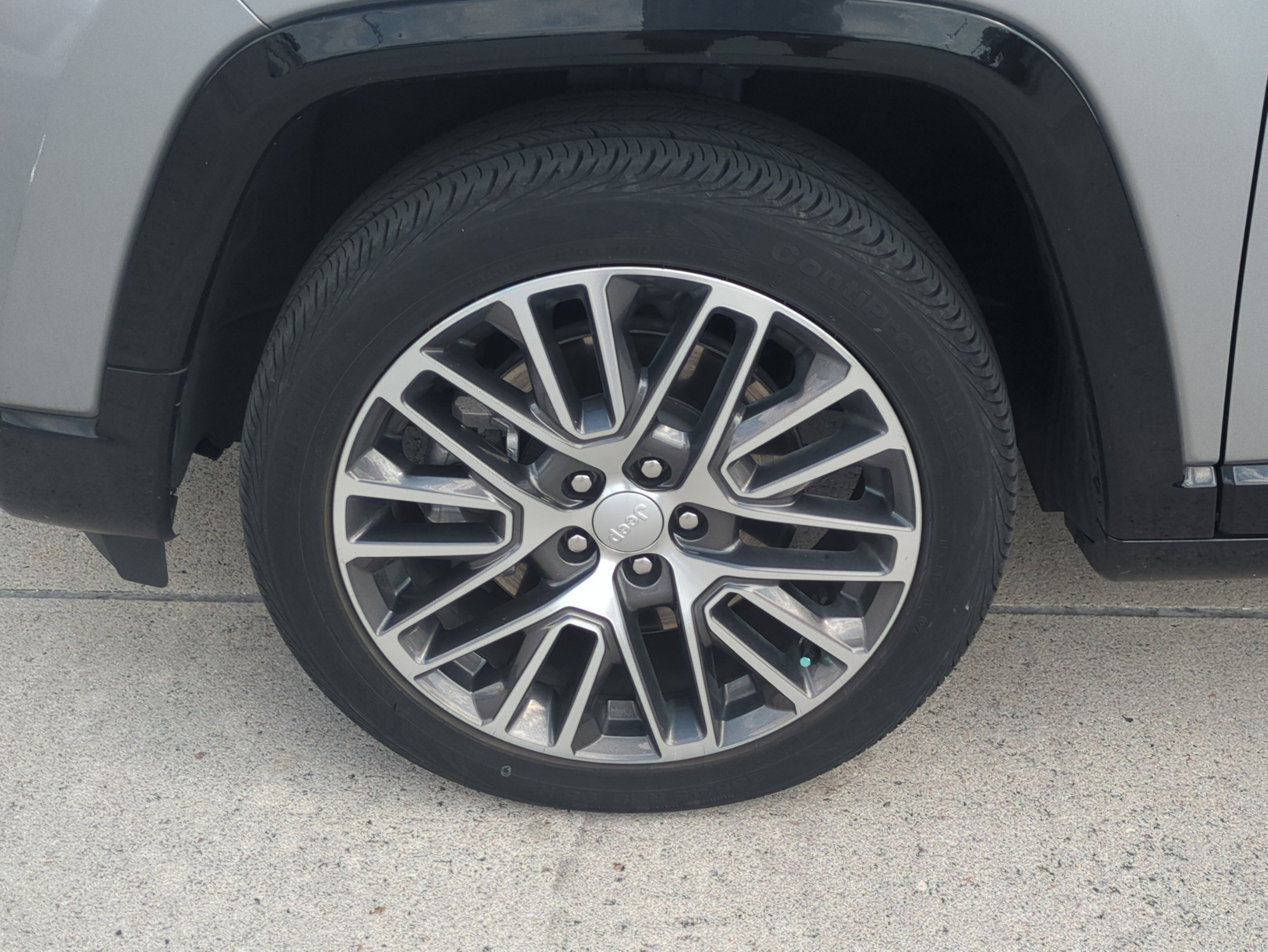 Used 2023 Jeep Compass Limited w/ Elite Group image 11