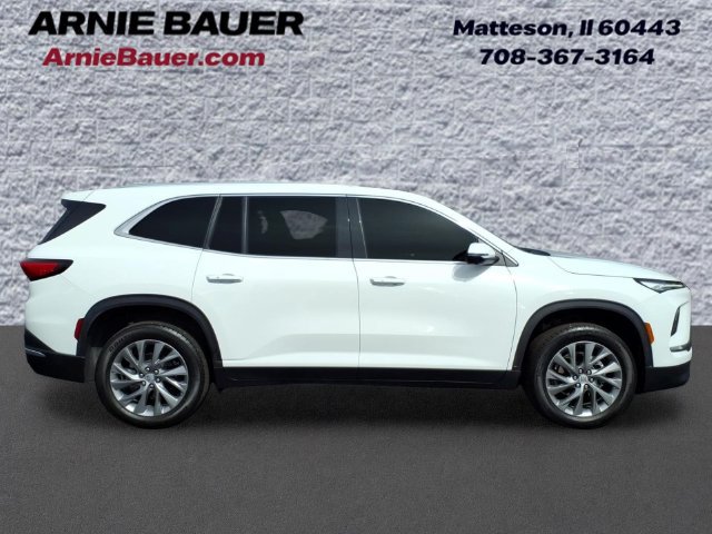 Used 2025 Buick Enclave Preferred FWD image 4