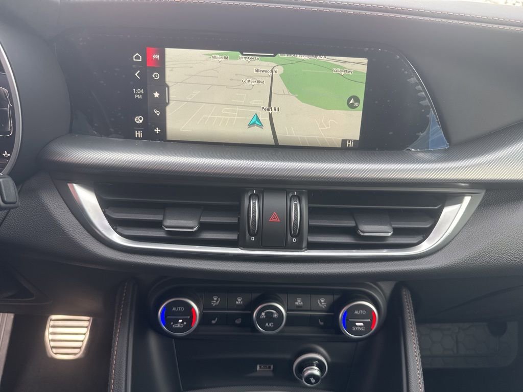 New 2025 Alfa Romeo Stelvio Sprint image 15