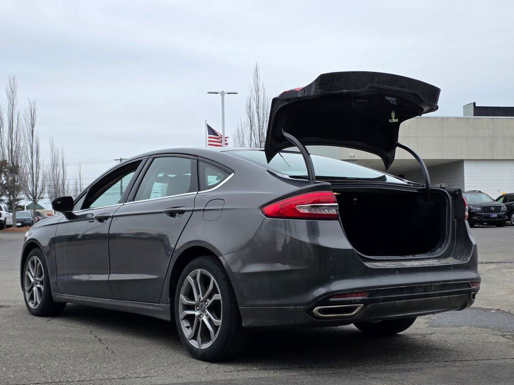 Used 2017 Ford Fusion SE w/ Equipment Group 201A image 7