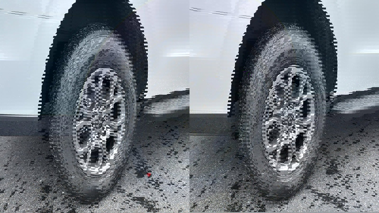 New 2026 Ford Expedition Active image 19