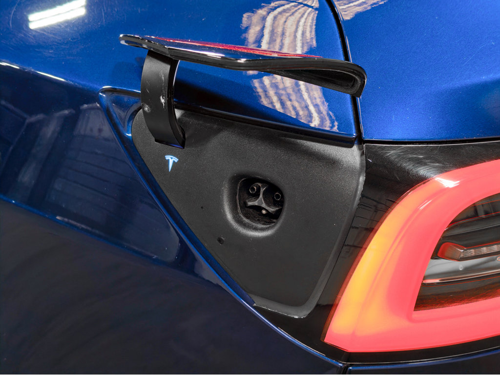 Used 2020 Tesla Model 3 Performance image 5