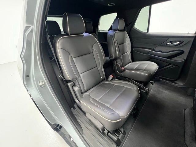 Certified 2023 Chevrolet Traverse Premier w/ Redline Edition image 31