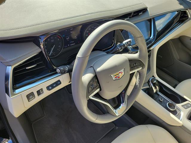 Certified 2025 Cadillac XT6 Premium Luxury w/ Technology Package image 41