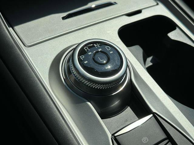 Used 2023 Ford Explorer XLT image 20