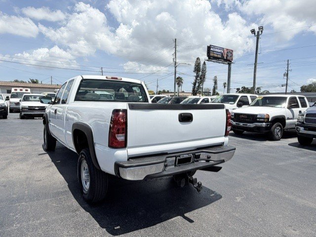 Used 2007 Chevrolet Silverado 2500 W/T RWD image 8