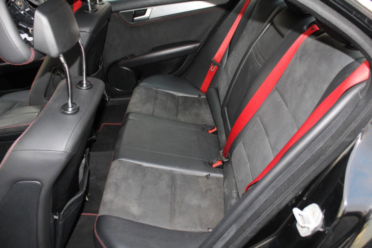 Used 2013 Mercedes-Benz C 300 4MATIC Sedan image 9
