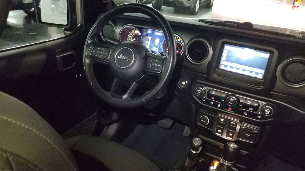 Used 2022 Jeep Wrangler Sport S image 12