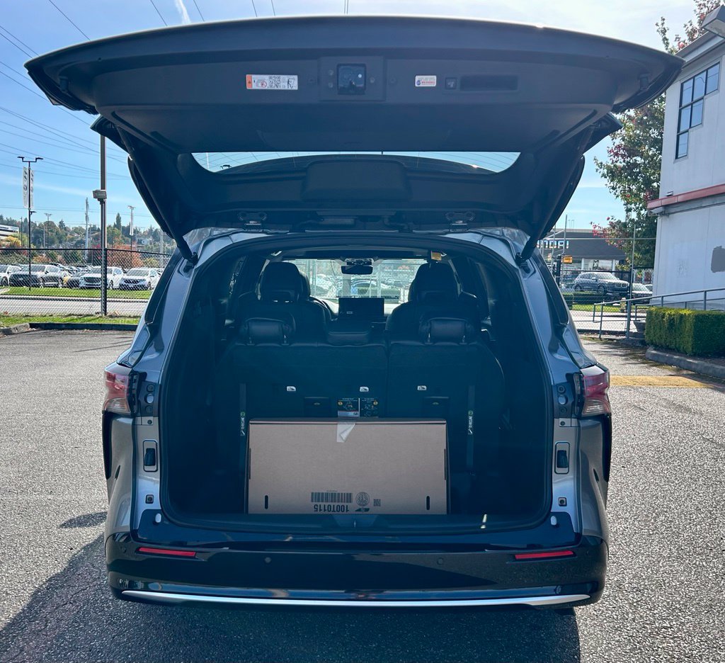 New 2026 Toyota Sienna Limited AWD/4WD image 27
