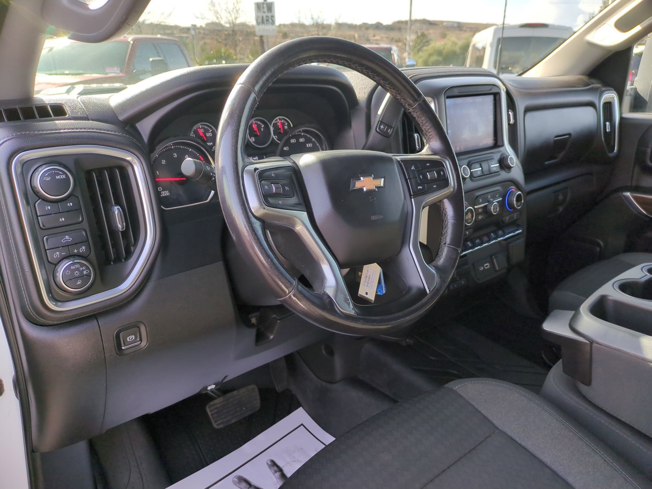Used 2022 Chevrolet Silverado 2500 LT w/ Fleet Comfort Package image 12