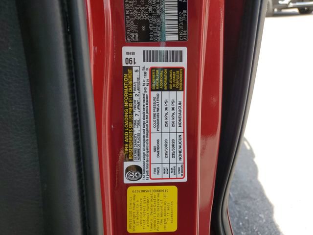 Used 2022 Toyota Sienna XSE image 30