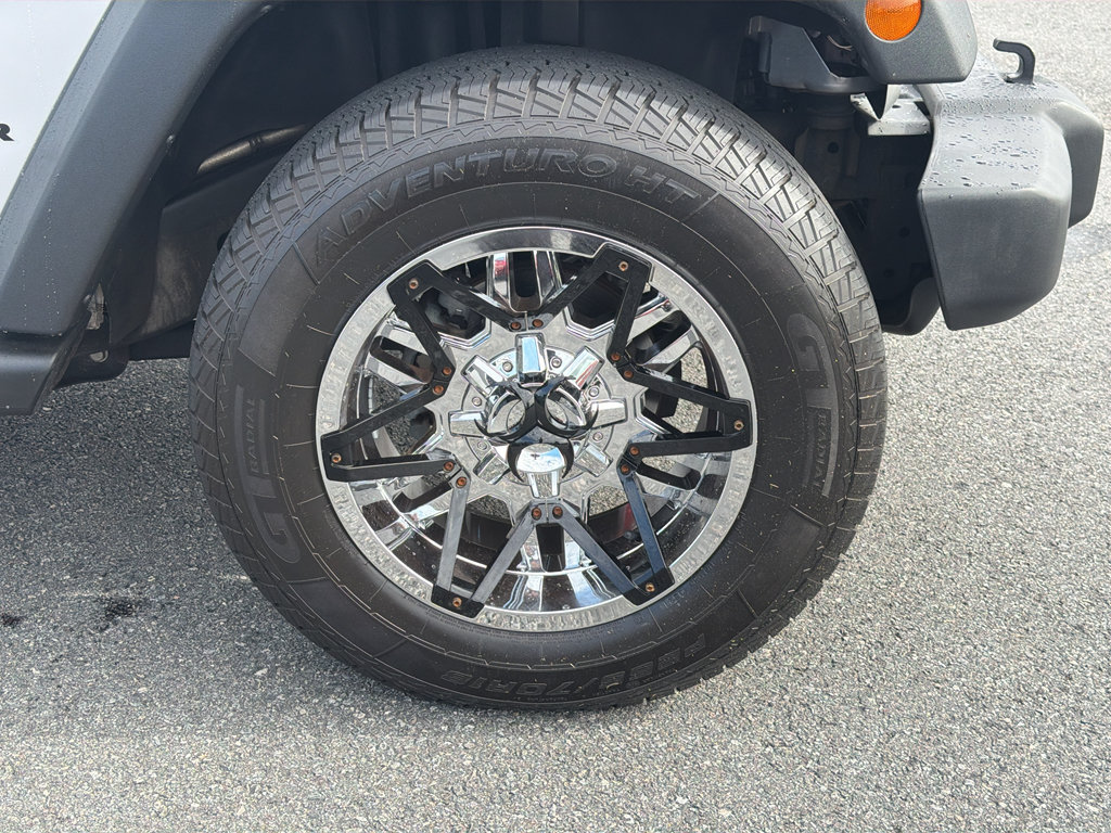 Used 2012 Jeep Wrangler Unlimited Sport AWD/4WD image 31
