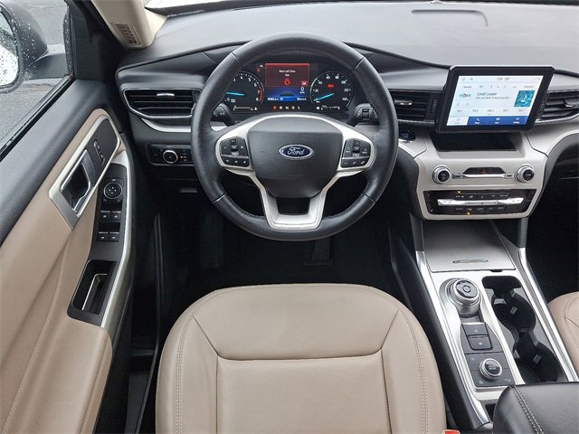 Used 2023 Ford Explorer XLT w/ Equipment Group 202A image 12