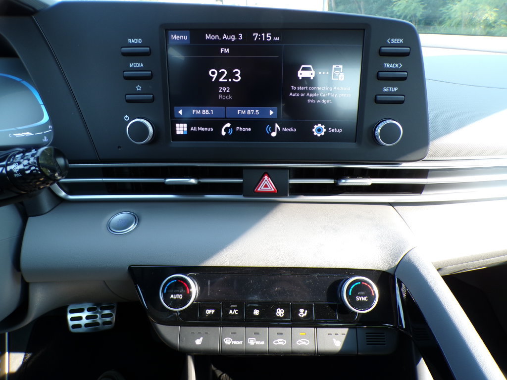 New 2026 Hyundai Elantra SEL Sport Premium FWD image 24