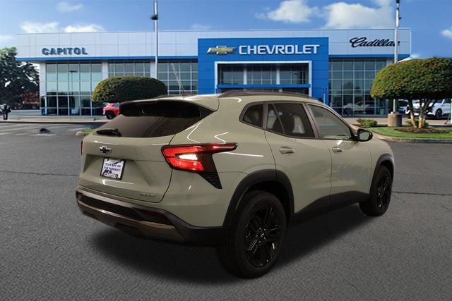 New 2026 Chevrolet Trax ACTIV w/ Sunroof Package FWD image 3