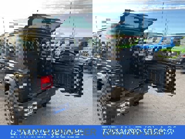 Used 2018 Jeep Wrangler Unlimited Sport S image 24