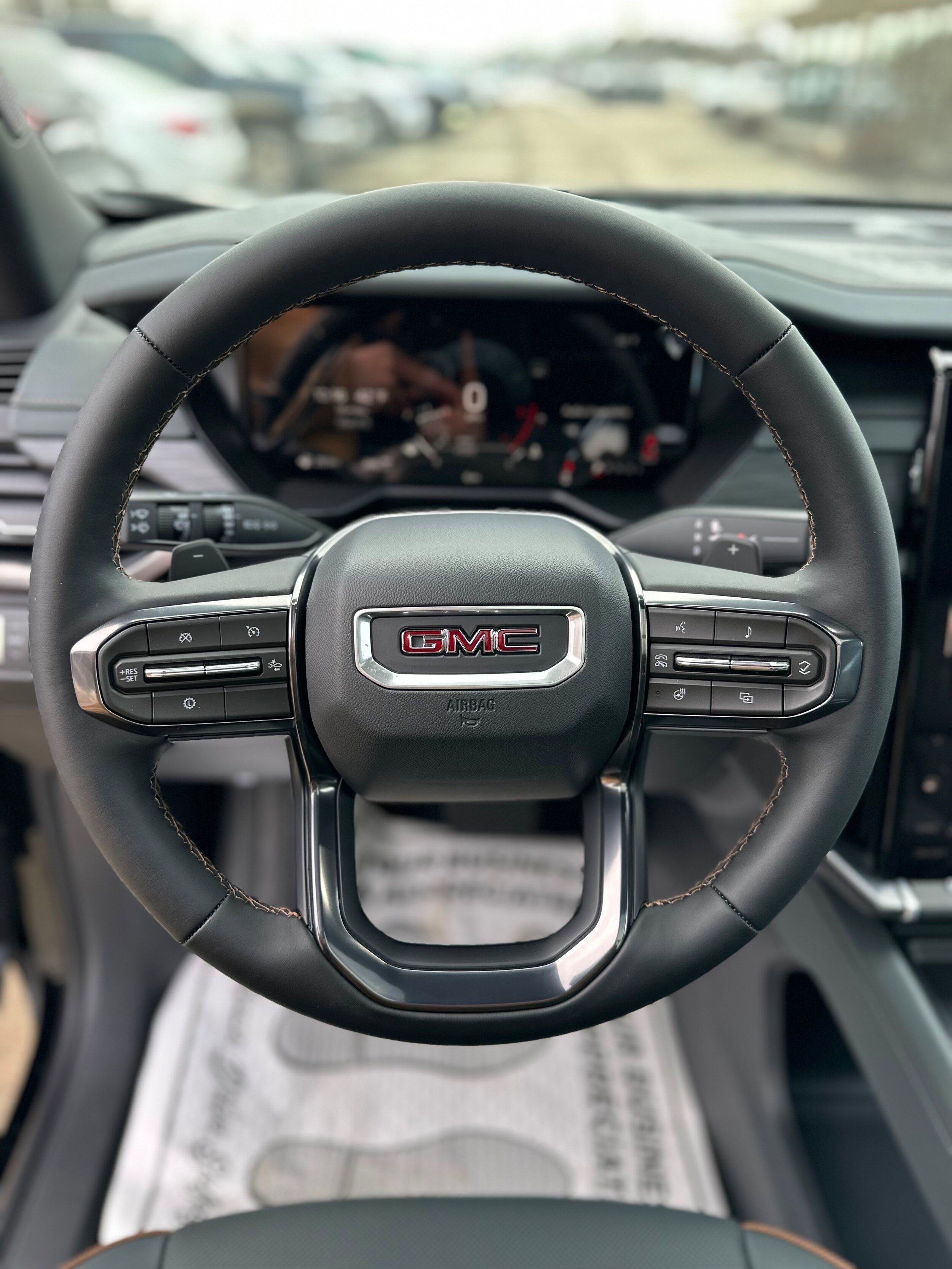 New 2026 GMC Acadia AT4 w/ Luxury Package AWD/4WD image 15
