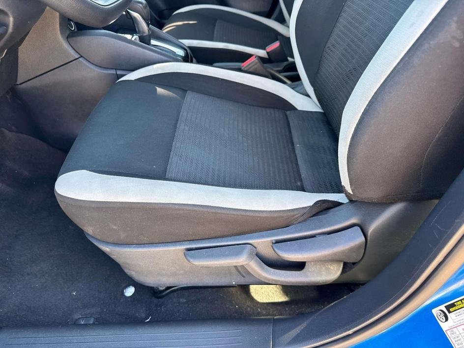 Used 2021 Nissan Versa SV image 18