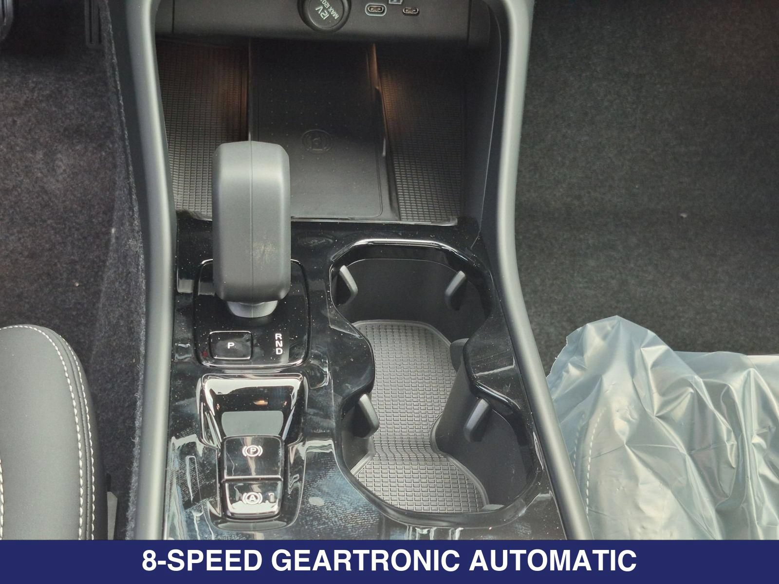 New 2026 Volvo XC40 B5 Ultra w/ Protection Package Premier AWD/4WD image 17