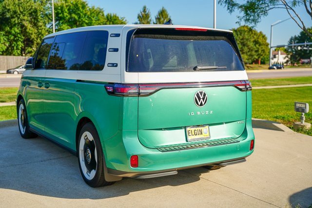 New 2025 Volkswagen ID. Buzz 1st Edition image 33