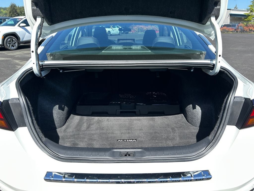 Used 2023 Nissan Altima 2.5 SR w/ SR Premium Package AWD/4WD image 21