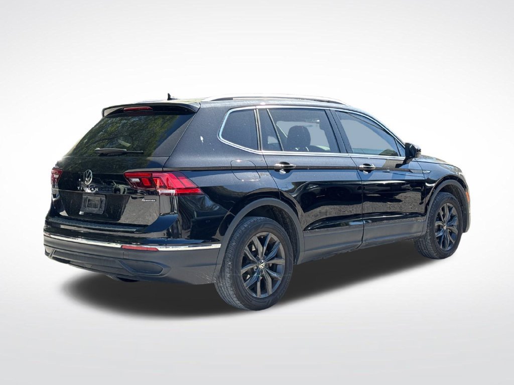Used 2024 Volkswagen Tiguan SE AWD/4WD image 6