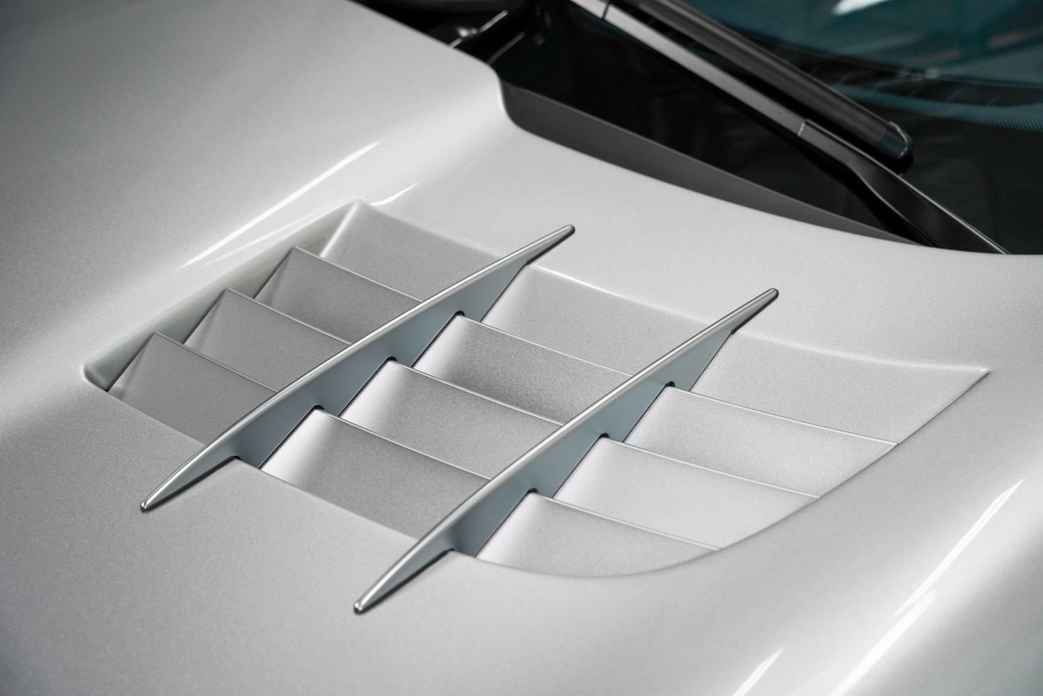 Used 2005 Mercedes-Benz SLR Coupe image 18