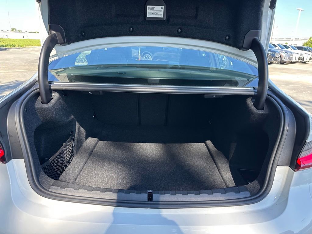 Certified 2023 BMW 330i Sedan w/ M Sport Package RWD image 25