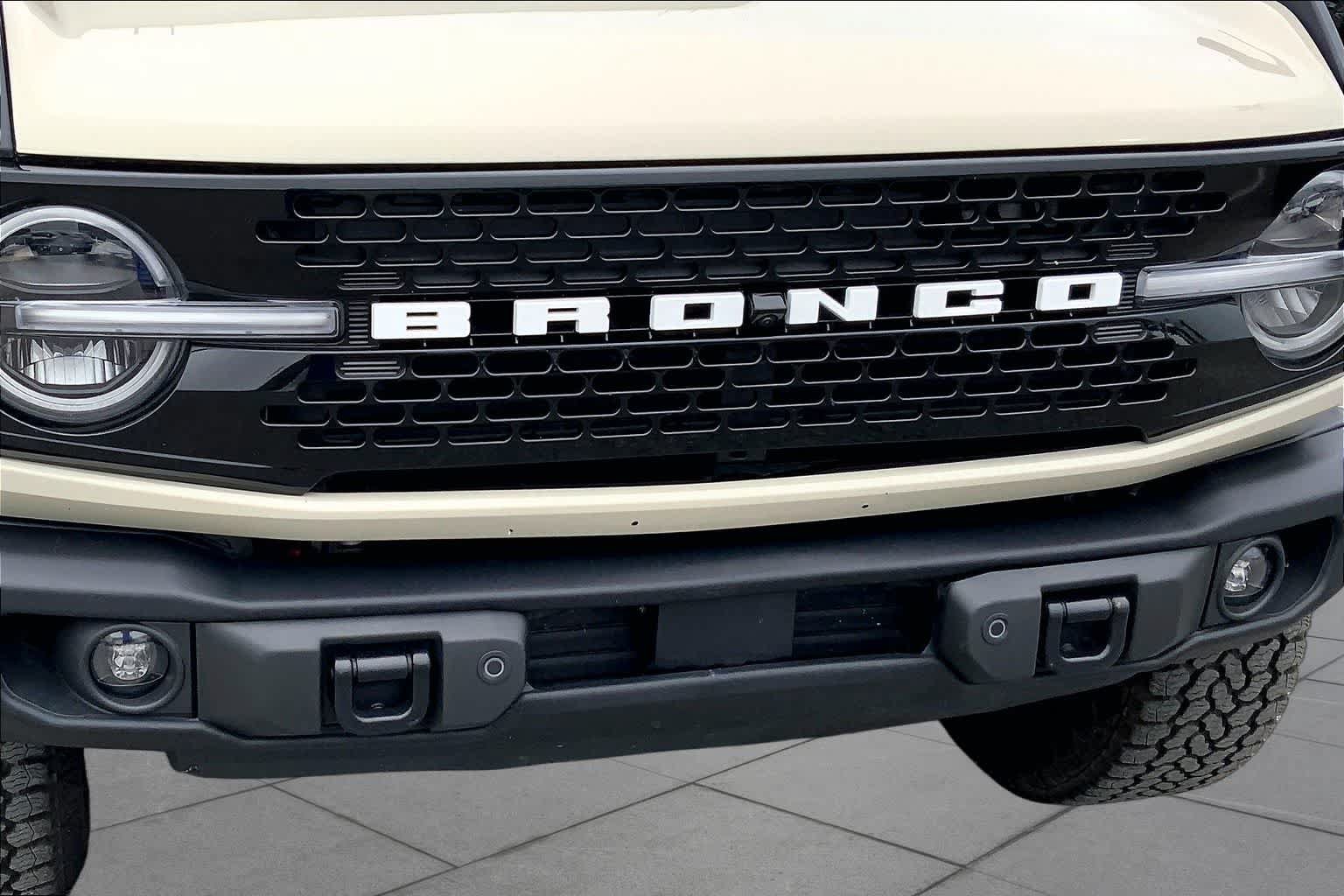 Certified 2025 Ford Bronco Badlands AWD/4WD image 29