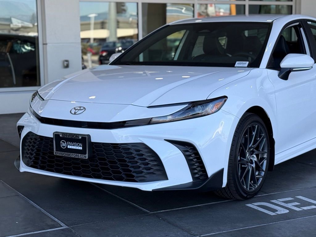 New 2026 Toyota Camry SE image 3