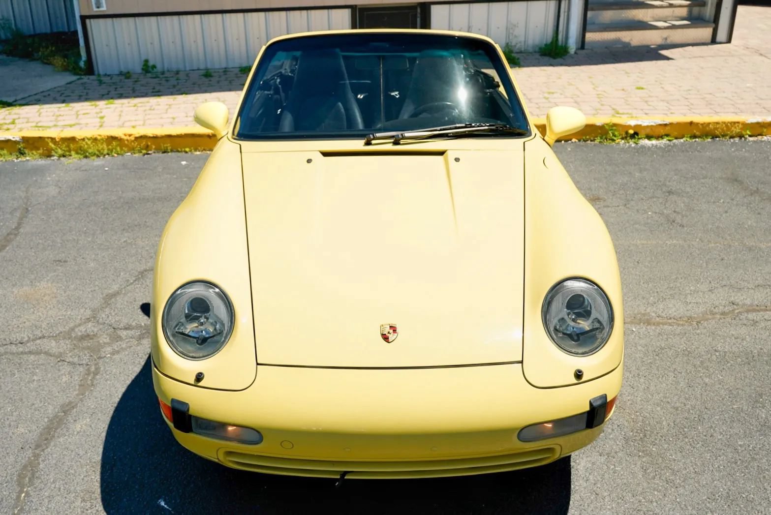 Used 1997 Porsche 911 Carrera RWD image 2