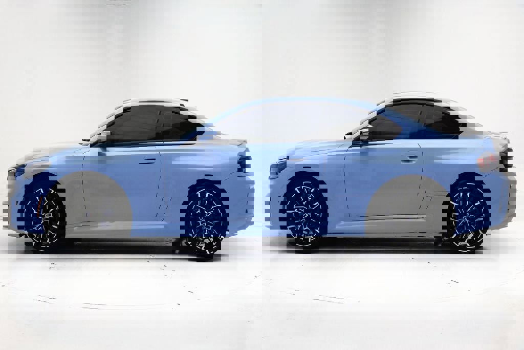 Used 2023 BMW M2 w/ Lighting Package image 7