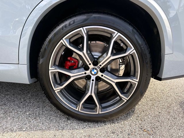 New 2026 BMW X5 xDrive50e w/ Executive Package AWD/4WD image 10
