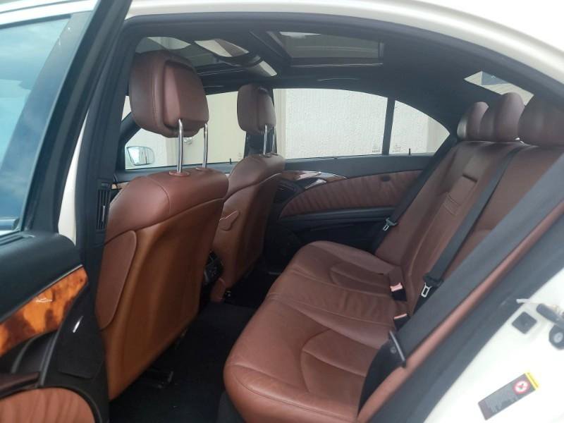 Used 2009 Mercedes-Benz E 550 Sedan image 28
